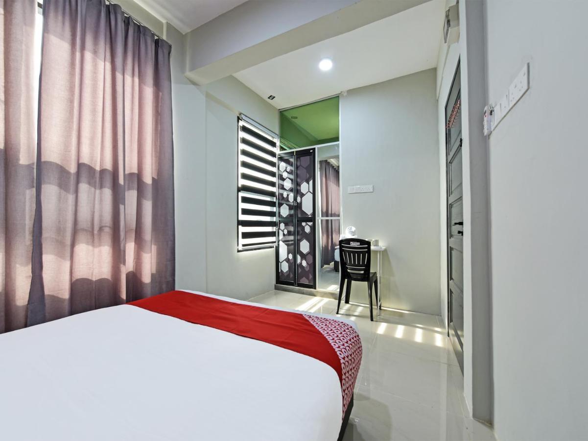 Oyo 90594 Hotel Casalink Paka Eksteriør billede