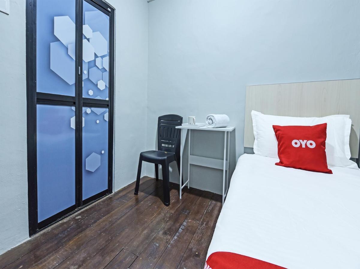 Oyo 90594 Hotel Casalink Paka Eksteriør billede