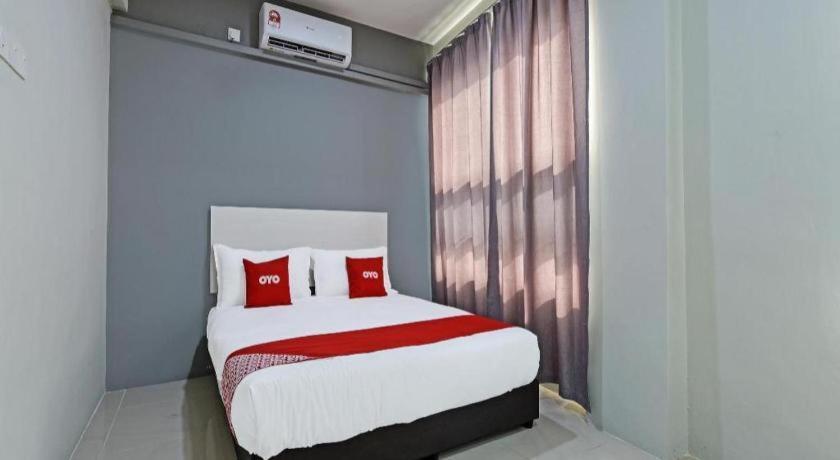 Oyo 90594 Hotel Casalink Paka Eksteriør billede