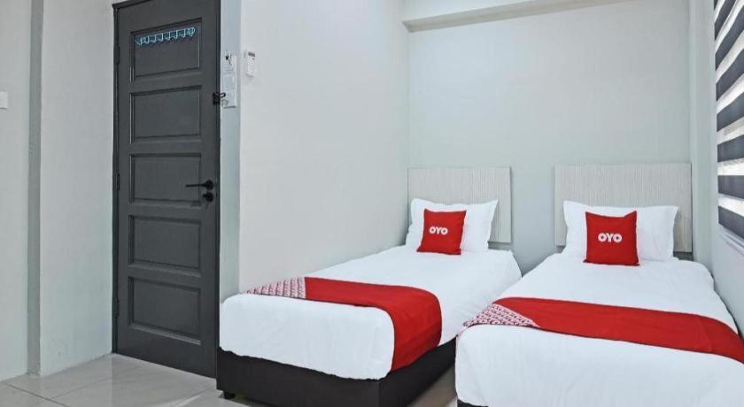 Oyo 90594 Hotel Casalink Paka Eksteriør billede