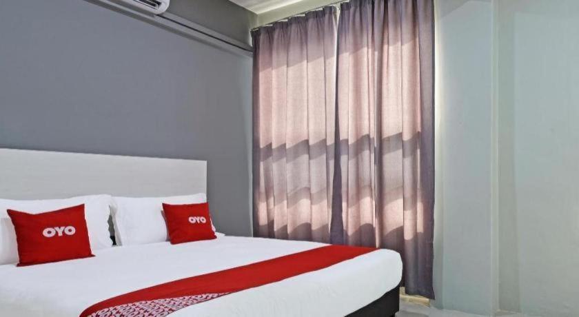 Oyo 90594 Hotel Casalink Paka Eksteriør billede
